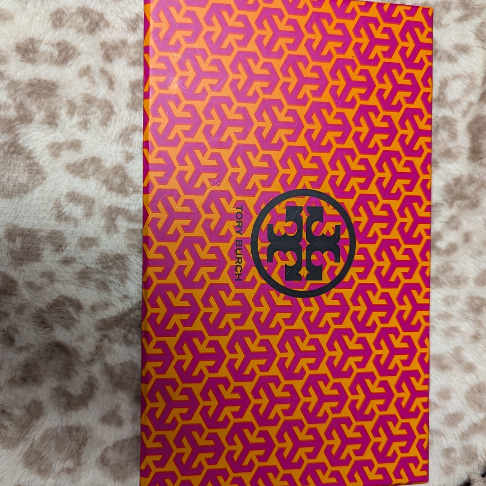 Tory Burch Pink and Yellow Box - Picture 2 of 3